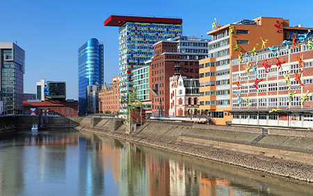 Thumbnail for デンシトロン、受賞歴のある医療用HMIソリューションと専門知識をCOMPAMED 2025に出展